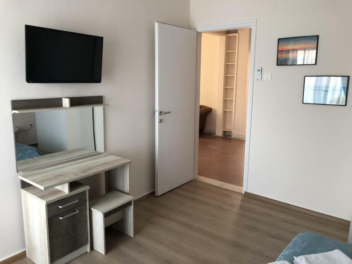 Elena'S Apartments ネア・ミカニオーナ エクステリア 写真